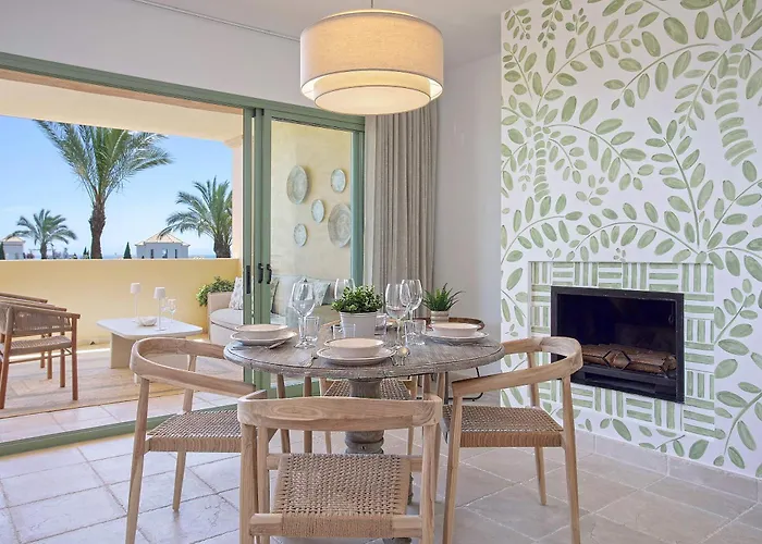 Genteel Flamingos Golf