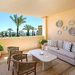 Genteel Flamingos Golf Apartment Estepona